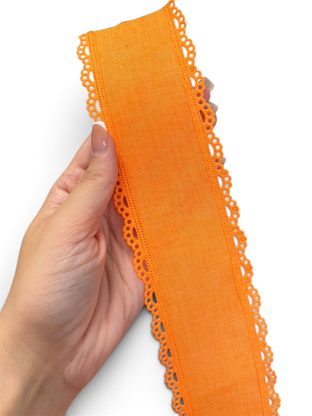 2.5” Orange Scallop Edge