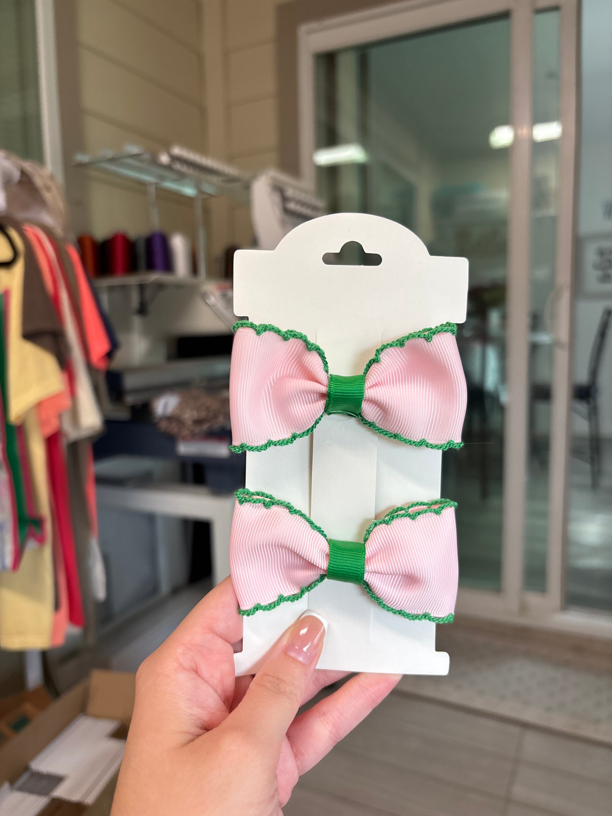 3” Pink/Green Bowtie Piggies