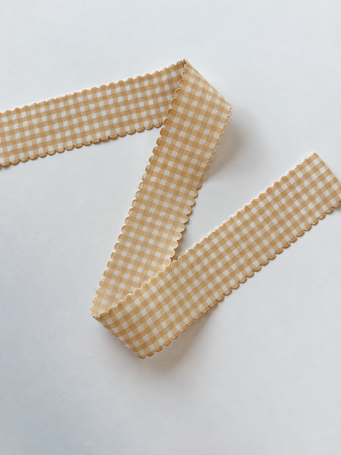 1.5” Tan Gingham Wavy Edge